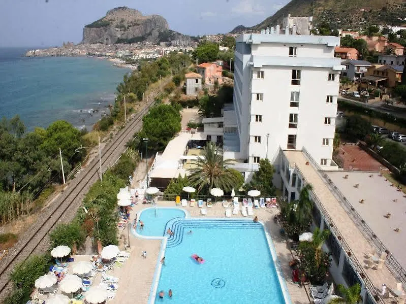 Hotel Santa Lucia Le Sabbie D'Oro Чефалу