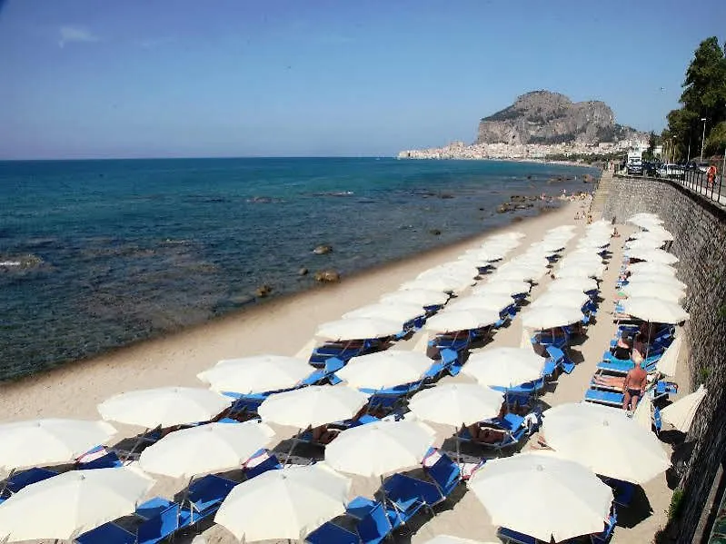 Hotel Santa Lucia Le Sabbie D'Oro Чефалу