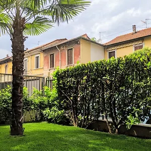 Monza Apartments Монца